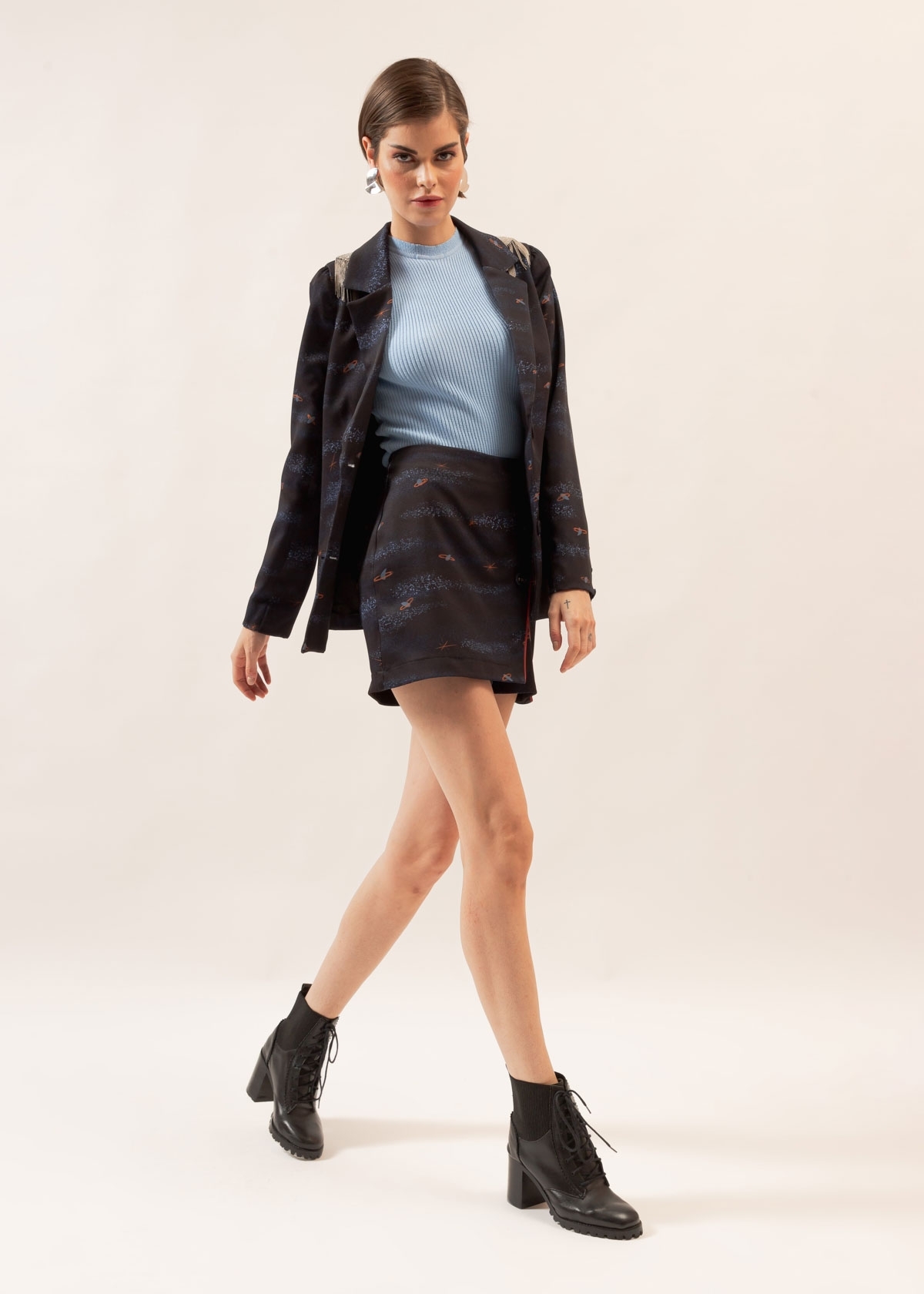 Short Saia Intergaláctico 