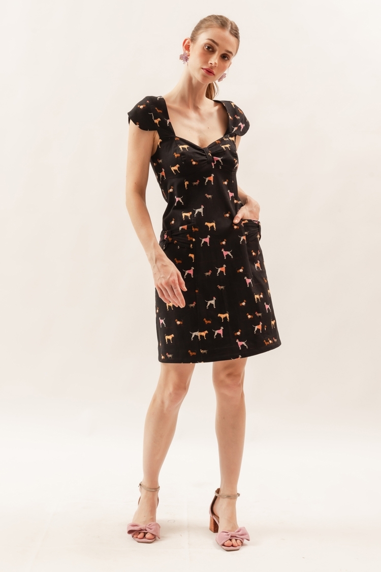 Vestido Curto Encãotrix