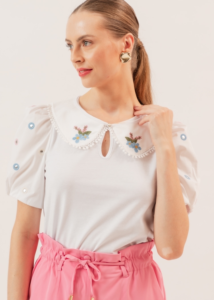 Camiseta Entre Bailes e Livros