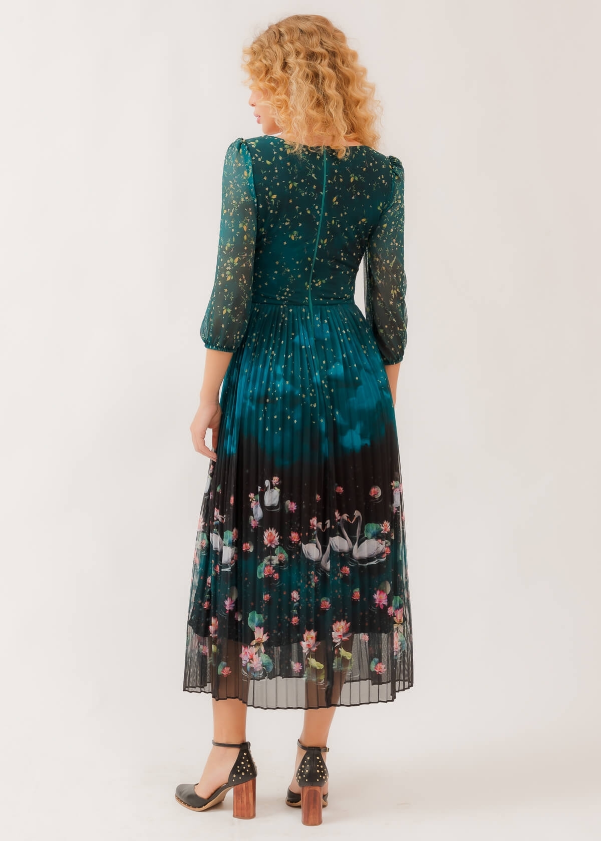 Vestido Midi Dança dos Cisnes