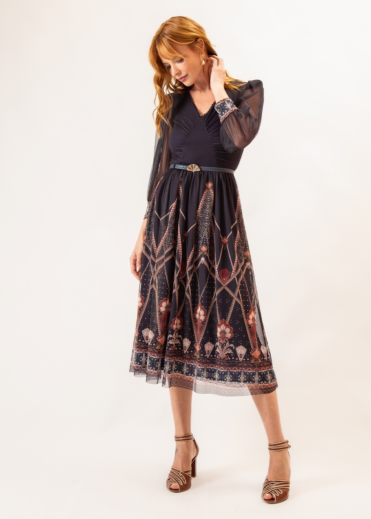 Vestido Super Midi Jardim Suspenso