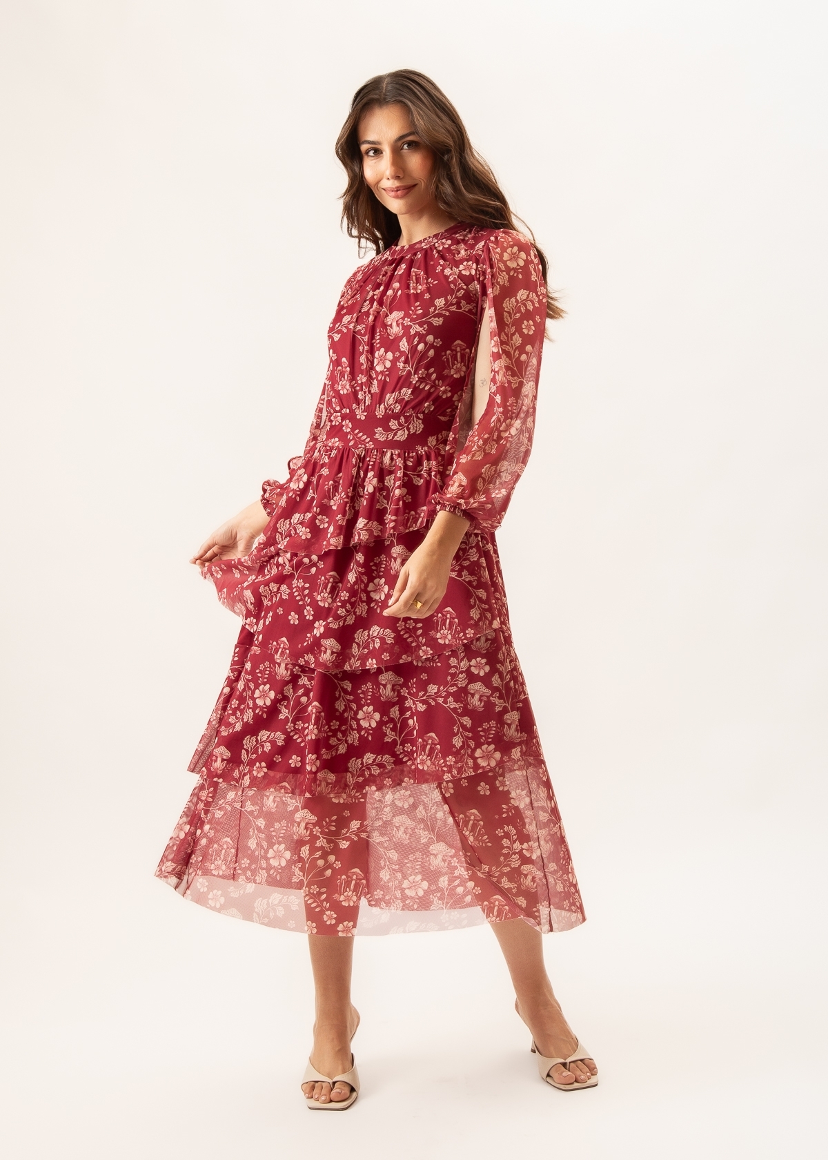 Vestido Midi Etéreo